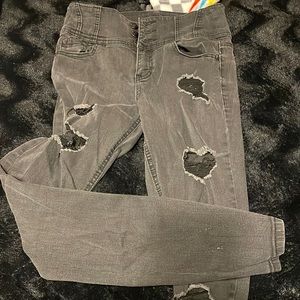 woman’s high rise black jeans, good condition